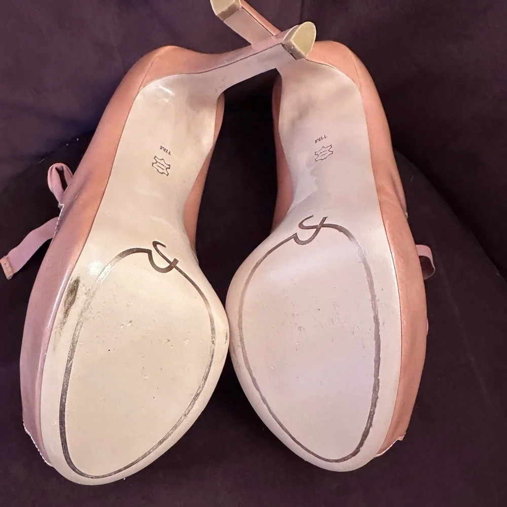Pink platform pumps - Picture 2 of 4
